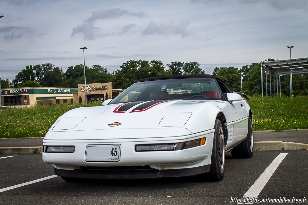 Chevrolet_Corvette_C4_Convertible_1