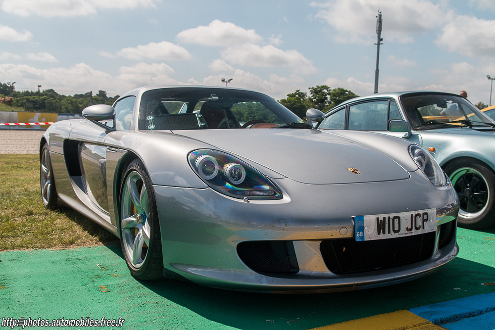 Porsche_Carrera_GT_1