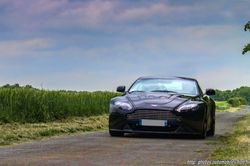 Aston Martin V12 Vantage