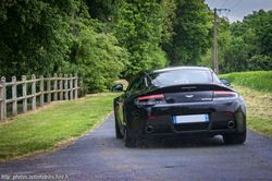 Aston Martin V12 Vantage