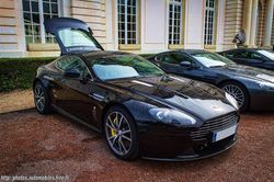 Aston Martin V8 Vantage
