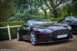 Aston Martin V8 Vantage S